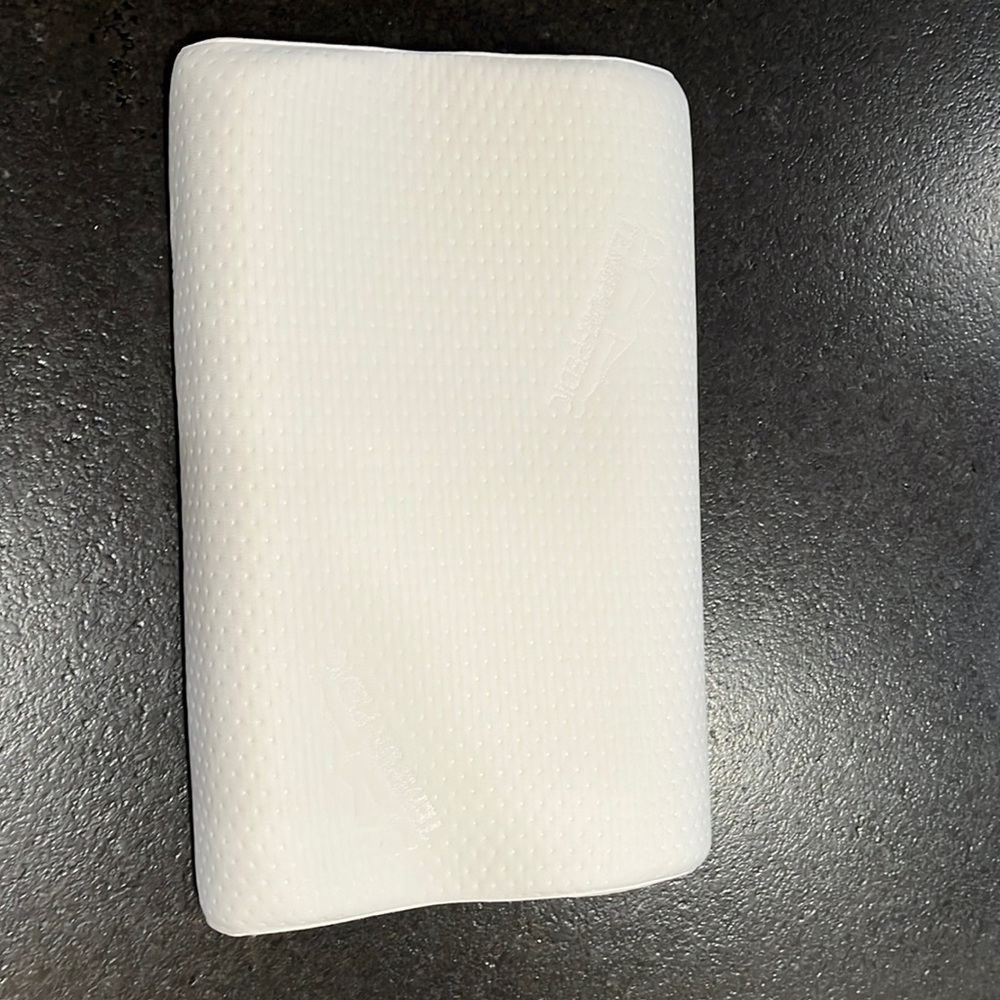 Tempur-neck pillow by TEMPUR-PEDIC